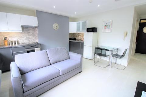 2 bedroom flat to rent, Russell Square, London WC1H