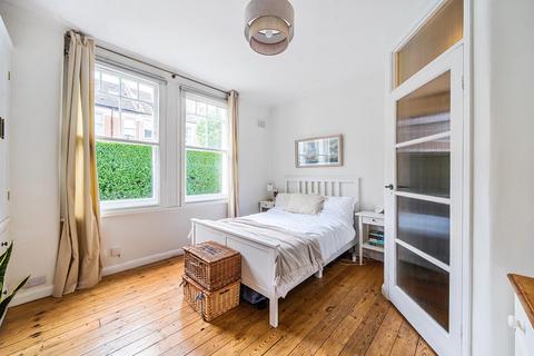 10a Gilbey Road, London, SW17 0QF