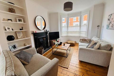 90 Ashburnham Road, Northampton, NN1 4RA