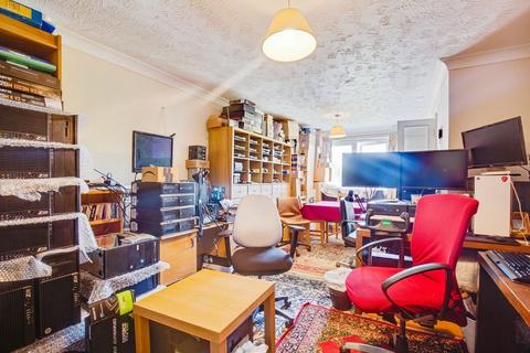 1 bedroom retirement property for sale, Forty Avenue, Wembley HA9