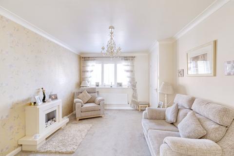 23 Birch Crescent, South Ockendon, RM15 6TZ