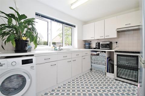 undefined, Highview, Knaphill GU21