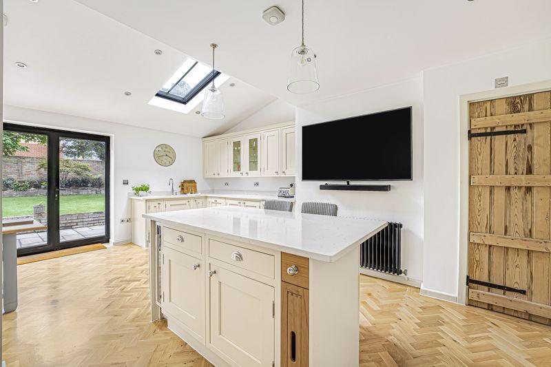 Kitchen Diner angle