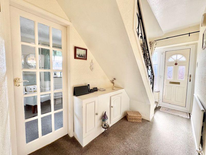 Entrance hall view 2