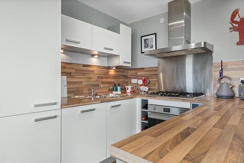 15/3, 1 Meadowside Quay Square, Glasgow, G11 6BS