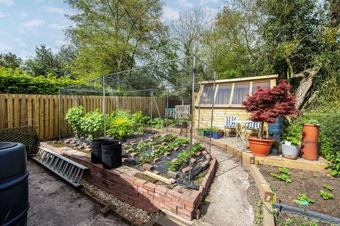 4 bedroom cottage for sale, Englesea Brook Lane, Crewe