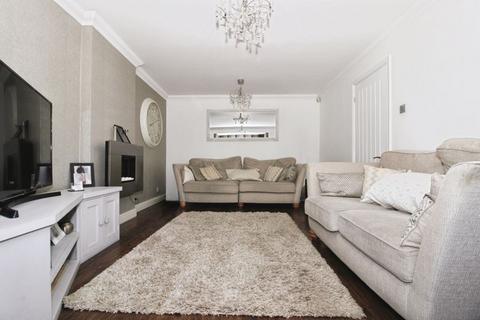 undefined, Fenbourne Close, Shelfield, WS4 1XD