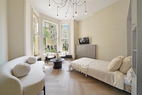 Studio for sale, Longridge Road, SW5