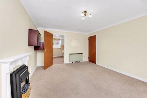2 bedroom retirement property for sale, Southgate House, Bury St Edmunds