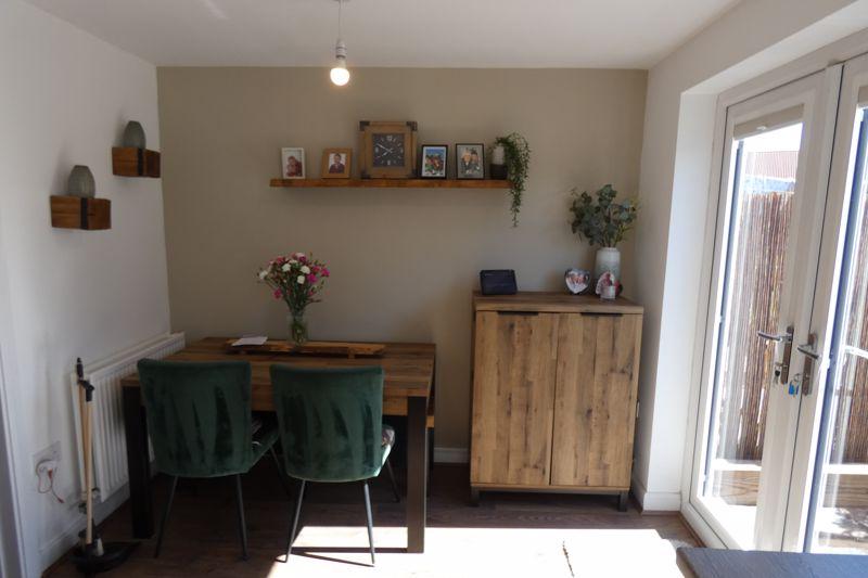 Diner/Kitchen