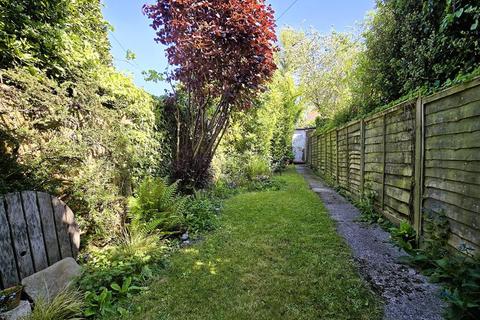 undefined, Steyning