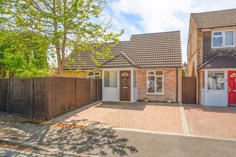 2 bedroom detached bungalow for sale, Broad Close, Hersham.