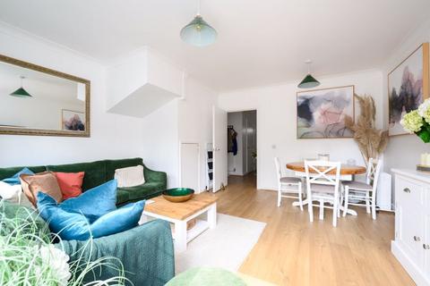 2 bedroom terraced house for sale, Halcyon Close, Oxshott