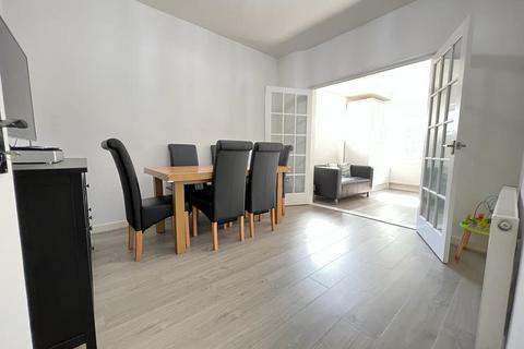 3 bedroom house for sale, Cobham Road, Seven Kings