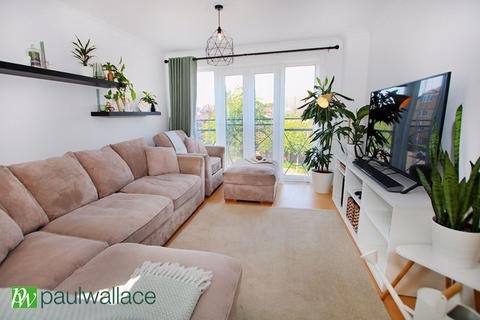 2 bedroom flat for sale, Vancouver Road, Turnford