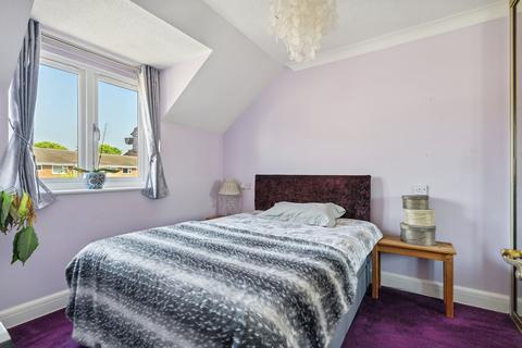 2 bedroom end of terrace house for sale, Onslow Mews, Chertsey, KT16