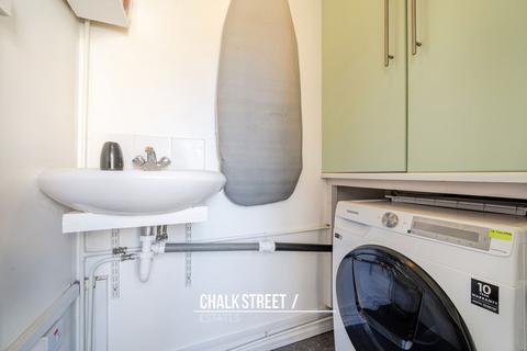 54 Havering Drive, Romford, RM1 4BH