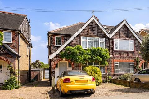 undefined, Hampton Court Avenue, East Molesey, KT8