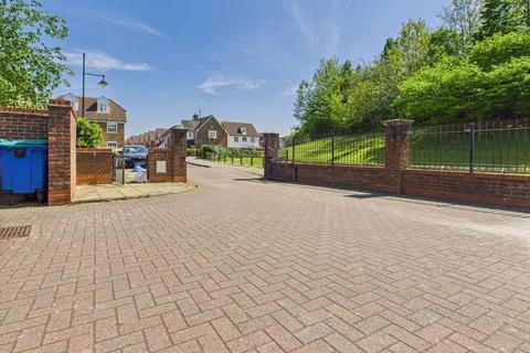 undefined, Ringlet Road, Chatham