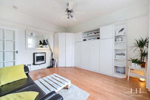 undefined, London Road, Brentwood