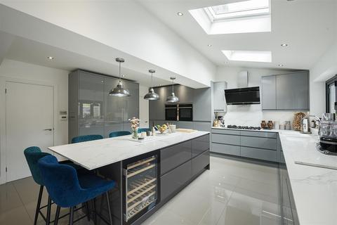 4 bedroom detached house for sale, Bradway, Whitwell