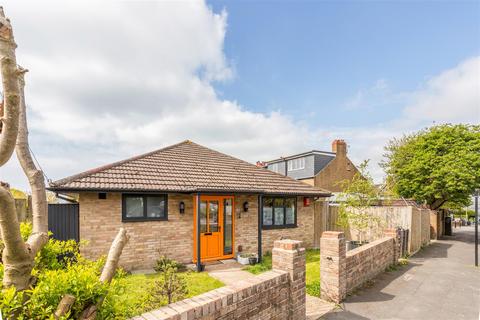 2 bedroom detached bungalow for sale, Down Terrace, Brighton