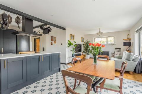 2 bedroom detached bungalow for sale, Down Terrace, Brighton