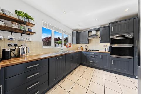 12 Elm Grove, Wootton, Northampton, NN4 6FB