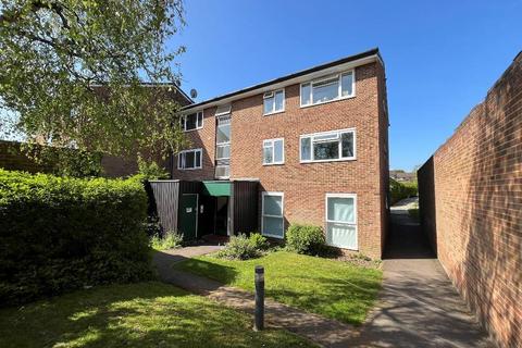 54 Middlefields, Croydon, CR0 9LG