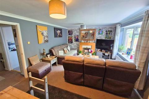 35 Laurels Meadow, Knighton, LD7 1HD