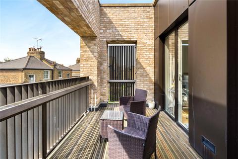 18, Great Eastern Buildings Reading Lane, London, E8 1FR