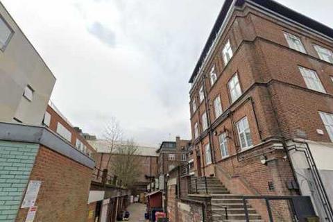 undefined, Streatham High Road, London SW16