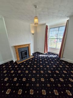 2 bedroom end of terrace house to rent, Britannia Road