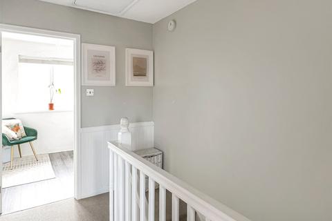 23 Mayfield Drive, Roche, St Austell, PL26 8JP
