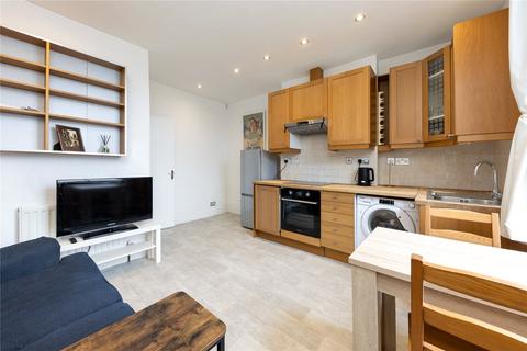 159b Arthur Road, London, SW19 8AD