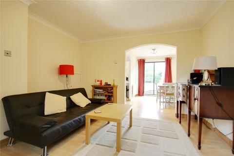 6 Cassocks Square, Shepperton, TW17 8JH