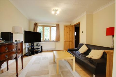 6 Cassocks Square, Shepperton, TW17 8JH