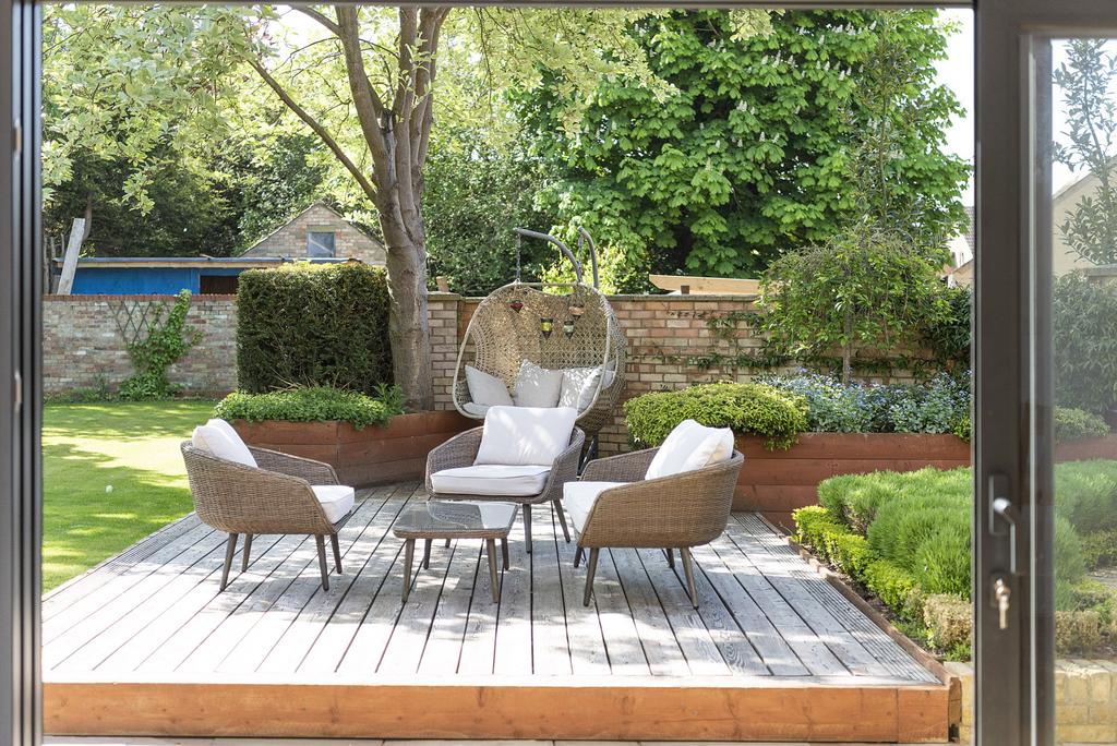 Kitchen/Dining/Patio