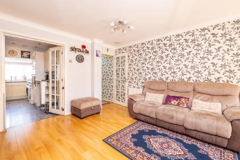 89 Bucklers Way, Carshalton, SM5 2DZ