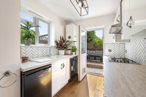 2 bedroom maisonette for sale, Verona Drive, Surbiton KT6