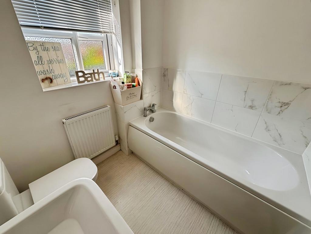 Family Bathroom/Wc