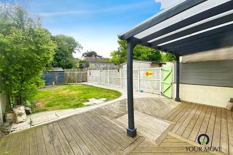 3 bedroom semi-detached house to rent, Hugin Avenue, Kent CT10