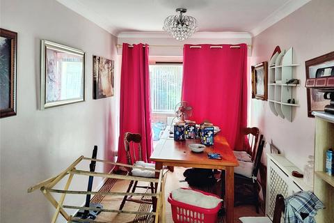 3 bedroom semi-detached house for sale, Sutton Road, Telford TF5