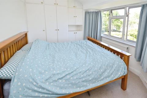 15 Hall Farm Drive, Twickenham, TW2 7PG
