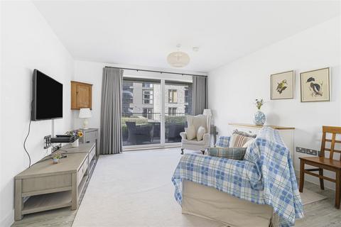2 bedroom flat for sale, Knightly Avenue, Cambridge CB2