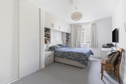 2 bedroom flat for sale, Knightly Avenue, Cambridge CB2