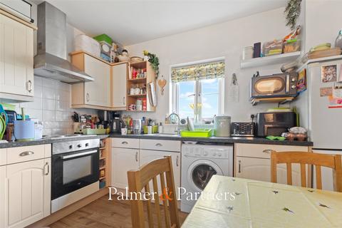 41 Chapman Place, Colchester, CO4 5ZJ