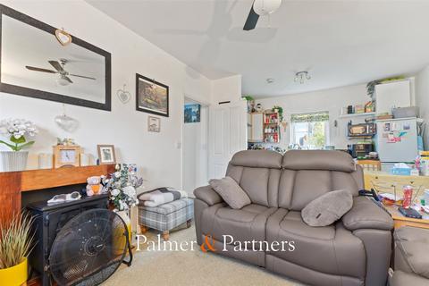 41 Chapman Place, Colchester, CO4 5ZJ