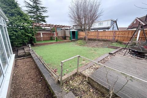 4 bedroom semi-detached house for sale, Hardfield Road, Alkrington, Middleton, Manchester, M24