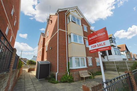 2 bedroom flat for sale, Cliff Road, Sheringham